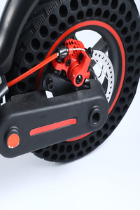 Trottinette électrique pliable certifiée CE 350W, batterie lithium 36V 5.2Ah, frein à disque arrière, contrôle par application, étanche, pour le marché européen - Product Image 6