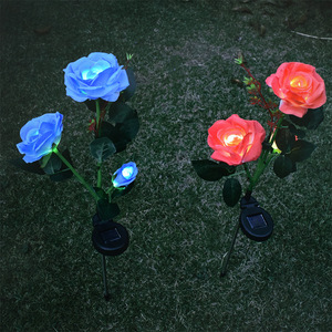 Solar <b>Rose</b> Garden <b>Light</b> 3-Head LED Portable Outdoor Decor With Poly-Si Panel Water Resistant - Product Image 2