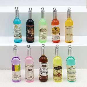 Pendentifs en résine en forme de bouteille de vin pour la fabrication de bijoux (boucles <span class=keywords><strong>d</strong></span>'oreilles, colliers, bracelets, porte-clés) 51x12x12mm - Product Image 2