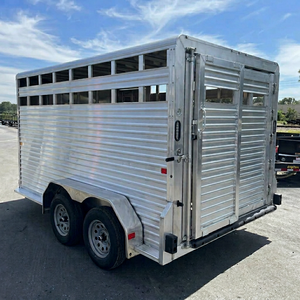 Remorque à chevaux d'occasion, très demandée, confortable, 30 pieds, 3 niveaux, pour le transport de bétail, norme autrichienne, capacité 2745 kg - Product Image 1