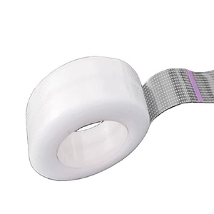 Ruban adhésif de gomme médicale tissu non tissé PE respirant et anti-allergique ruban d'<span class=keywords><strong>infusion</strong></span> haute viscosité et facile à déchirer - Product Image 2