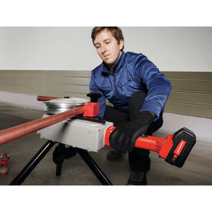 Rothenberger Robend 4000E 12-28mm cintreuse de tuyaux sans fil dans un étui - Product Image 4