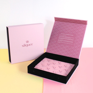 Nueva Caja de Regalo Plegable de Cartón con Forma de Libro Magnético de Color Rosa Personalizada para Empaque de Regalos con Logotipo - Product Image 1