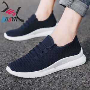 รองเท้าผ้าใบผู้ชายแบบผูกเชือกแฟชั่นขายส่งออนไลน์ สีดำ - Product Image 5