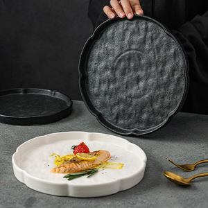 Vajilla de cerámica blanca y negra <span class=keywords><strong>simple</strong></span> creativa de alto aspecto, plato de carne esmerilada para <span class=keywords><strong>restaurante</strong></span> y Hotel, plato de comida occidental con patrón - Product Image 1