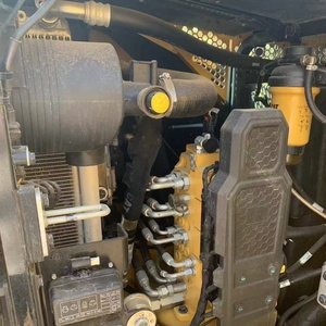 Excavadora Pequeña Caterpillar 306 de 6 Toneladas con Certificación CE, Rendimiento Potente y Operación Estable, Ideal para Renovación Urbana - Product Image 5