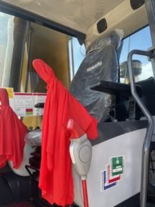 Excavatrices d'<span class=keywords><strong>occasion</strong></span> Komatsu PC220-7 d'origine du Japon, PC220-8, excavatrices d'<span class=keywords><strong>occasion</strong></span> bon marché de haute qualité - Product Image 3