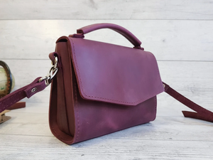 Bolso Bandolera Pequeño de Cuero para Mujer, Bolso de Hombro Morado Hecho a Mano, Bolso Personalizado Bonito, Regalo para Ella - Product Image 3