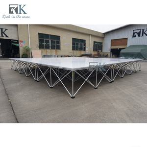 แพลตฟอร์มเวทีแบบพกพามันวาวสูงติดตั้งได้อย่างรวดเร็วสำหรับตกแต่งงานแต่งงาน - Product Image 1