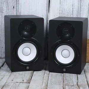 Par <span class=keywords><strong>de</strong></span> <span class=keywords><strong>Monitores</strong></span> <span class=keywords><strong>de</strong></span> <span class=keywords><strong>Estudio</strong></span> Amplificados <span class=keywords><strong>Yamaha</strong></span> HS7 <span class=keywords><strong>de</strong></span> 7 Pulgadas, Reacondicionados - Product Image 1
