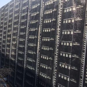 La membrane d'étanchéité auto-adhésive peut être utilisée dans les zones humides pour les pipelines de sous-sol et les - Product Image 5