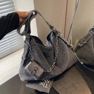 Borsa a Tracolla Trendy da Donna Stile Western con Catena, Grande Capacità per Ragazze e Giovani Donne - Product Image 3