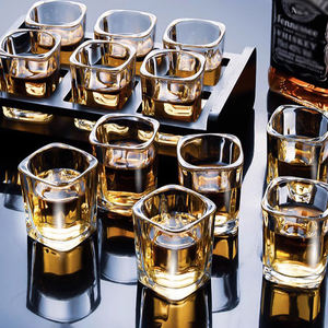 2 Oz <span class=keywords><strong>Square</strong></span> Tequila gelas kristal, cangkir anggur kecil, batang tebal Ktv, kaca bir kecil bekas - Product Image 2