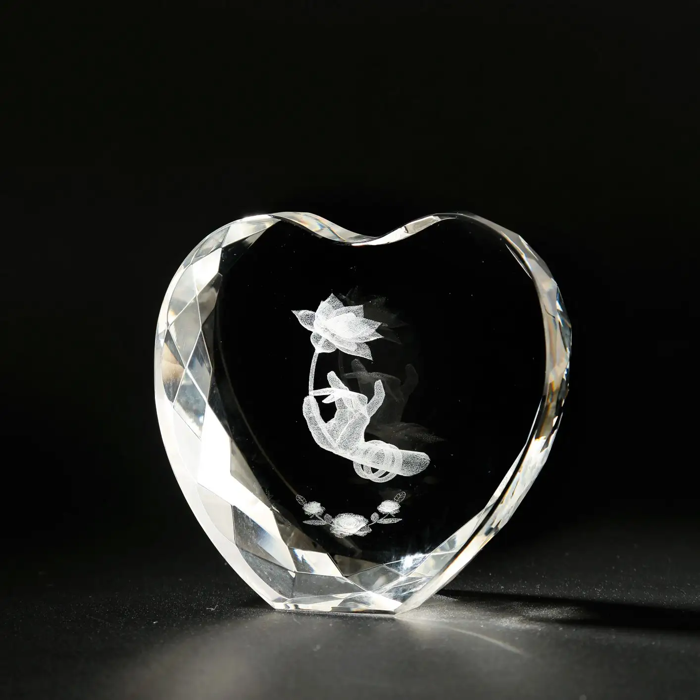 High quality K9 Crystal engraving photo Frame Heart Shape 3d laser Crystal Photo Frames