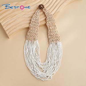 Nouveau collier de gland perlé de graine de série de Style de Noël de Style ethnique pour les femmes de haute qualité prêt à expédier - Product Image 5