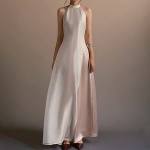 เดรสยาวแบบมีสายคล้องคอ ดีไซน์พิเศษ สำหรับผู้หญิง สไตล์ลำลอง เซ็กซี่ หรูหรา รับผลิตตามแบบ ODM OEM ขายส่ง - Product Image 1