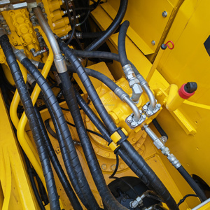 Excavatrice sur chenilles hydraulique Komatsu PC200 d'occasion, d'origine japonaise, robuste, d'occasion, PC200-8, PC200-7 - Product Image 3