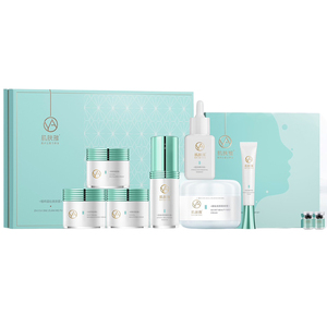 Ensemble de soins de la peau Calantha pour peaux sensibles, répare les rougeurs, atténue les cicatrices d'acné, améliore les ridules, hydrate, anti-âge, nicotinamide - Product Image 3