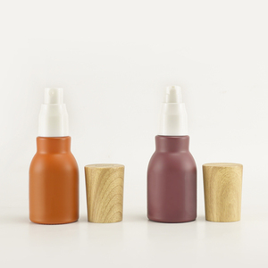 Flacone in Vetro Opale da 40ml con Tappo Spray in Legno, Finitura Opaca Arancione e Viola Rustico - Product Image 2