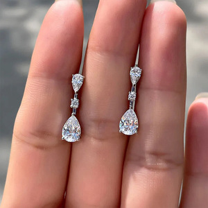 Eleganti Orecchini a Goccia per Donne, Gioielli Chic per Spose e Matrimoni - Product Image 5