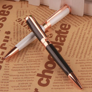 Nouveauté : Stylo noir à mécanisme rotatif - Product Image 6