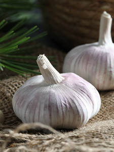 กระเทียมแห้งพันธุ์เก่า กลิ่นหอม ปี 2025 หัวกระเทียมจากฟาร์ม 2.5 กก. ผิวสีม่วงขาว 0.5 กก. 4.5 กก. ราคาขายส่ง แผ่นดินใหญ่ - Product Image 6