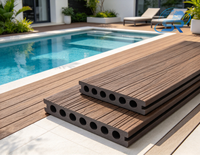 Plancher extérieur en composite bois-plastique co-extrudé WPC 140x23mm, à trous ronds, creux, antidérapant, grain de bois embossé