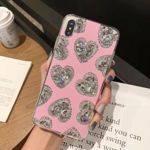 Mới Nhất Handmade Kim Cương Hình Trái Tim Acrylic Điện Thoại Di Động Trường Hợp Đối Với iPhone X XS Max Bling Rhinestone Điện Thoại Bìa Cho iPhone 11 Trường Hợp - Product Image 2