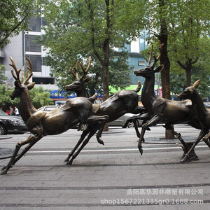 Sculpture décorative de cerf Sika simulé en bronze, ornement de jardin extérieur résistant aux intempéries, artisanat métallique autoportant - Product Image 1