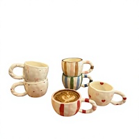 Tasse à café en porcelaine artisanale chinoise, forme torsadée irrégulière, haut de gamme, pour le thé de l'après-midi et le petit-déjeuner, motif floral frais et mignon, boîte cadeau