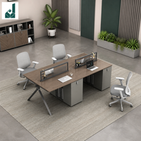 Poste de travail moderne de luxe gris spatial pour 4 personnes, design italien, placage bois, avec rangement intégré et boîte à câbles