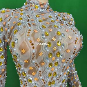 सेक्सी महिला मैक्सी बॉल गाउन ड्रेस v-गर्दन स्वीप ट्रेन गैन सीक्वेंस फूल पार्टी नृत्य पोशाक पॉलिएस्टर एंटी-स्टैटिक - Product Image 4