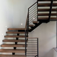 Escalier droit moderne de luxe en métal préfabriqué sur mesure avec monopoutre, fabriqué à Guangzhou