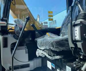 Excavadora 307D/307D2/307E Usada en Buenas Condiciones, Bajo Precio, Motor y Caja de Cambios Incluidos, Peso Operativo de 7 Toneladas, en Venta - Product Image 1