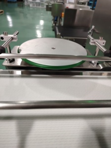 Balance de pesage dynamique pour aliments, vérificateur de poids et de hauteur pour ligne de production de bouteilles - Product Image 2