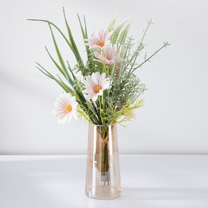 Jingyan – Bouquet de fleurs artificielles, marguerite rose avec feuillage vert, pour décoration de maison et de mariage, CF01226 - Product Image 1