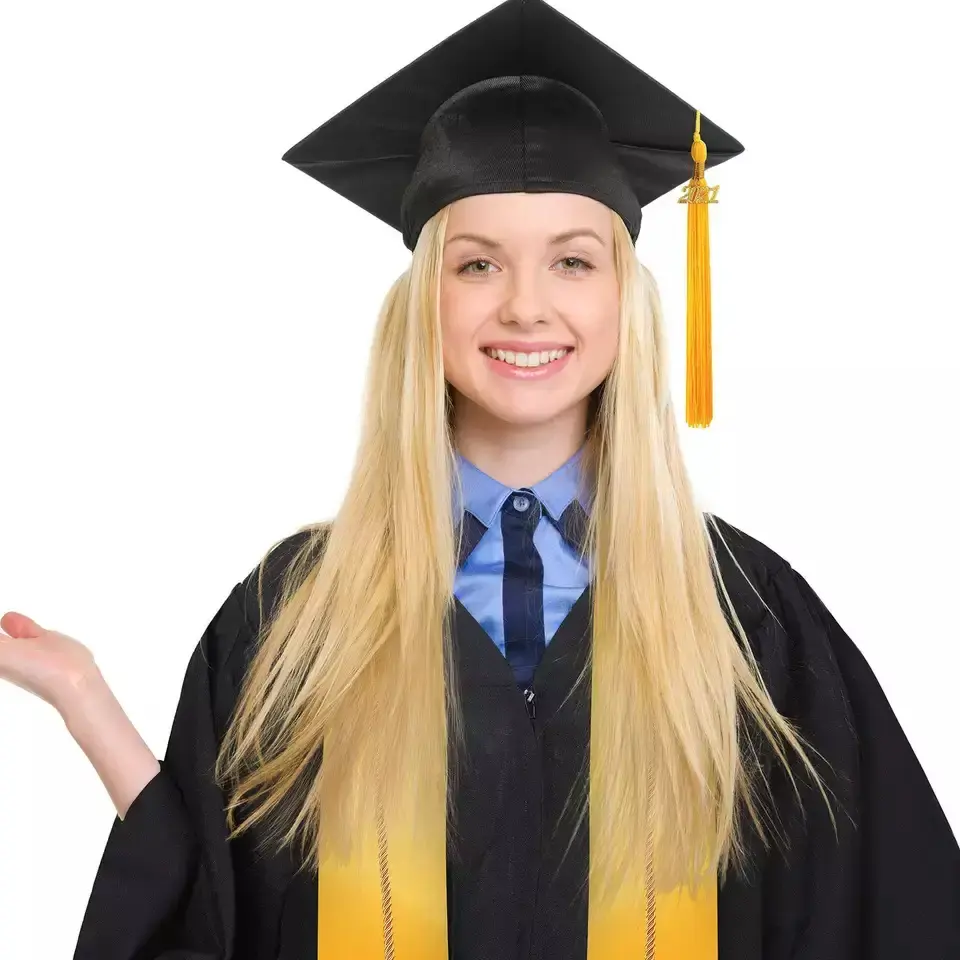 Abito da laurea, abito da scapolo, abito da maestro di ingegneria universitaria