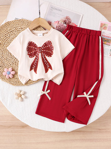 Completo Estivo 2026 per <span class=keywords><strong>Bambina</strong></span>: Top Bianco con Fiocco e <span class=keywords><strong>Pantaloni</strong></span> Rossi in Cotone Traspirante - Product Image 2