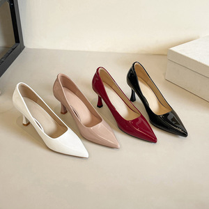 Eleganti <span class=keywords><strong>Scarpe</strong></span> da <span class=keywords><strong>Donna</strong></span> con Punta Affusolata in Vernice Lucida, <span class=keywords><strong>Tacco</strong></span> <span class=keywords><strong>a</strong></span> Spillo, per Ufficio, Cerimonie, Feste e Matrimoni, OEM/ODM - Product Image 1