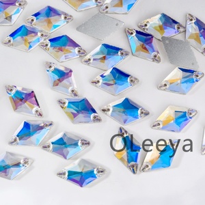 OLeeya Strass en verre à coudre en gros, couleur clair de lune, forme losange, cristaux de décoration pour maillots de bain, justaucorps et robes - Product Image 2