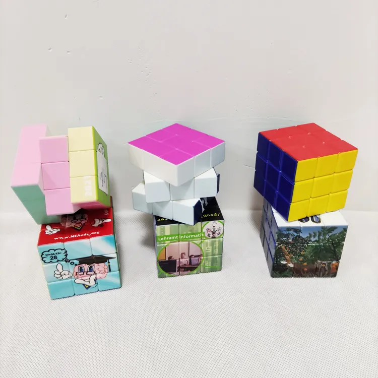 5.7X5.7X5.7Cm Professionele Snelle Snelheid Rubik Draaibare Magic Cube Hoge Kwaliteit Uv Afdrukken Roteren Puzzel Kubus voor Kids
