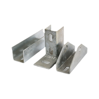 Base en aluminium pour support de montage solaire, base de support sismique soudée galvanisée à chaud pour fixations en profil C