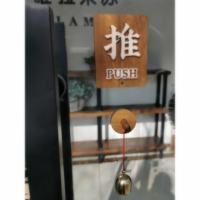 Timbre de madera magnético personalizado con carillón de latón, timbre de notificación respetuoso con el medio ambiente para alquiler para tienda Boutique de apartamentos