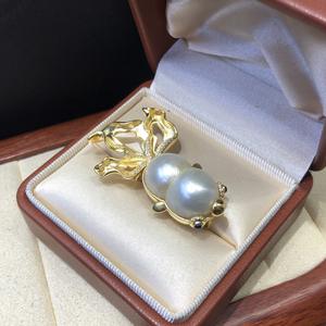 Broche pendentif poisson doré double usage, perles jumelées surdimensionnées, bijoux en argent pur - Product Image 4