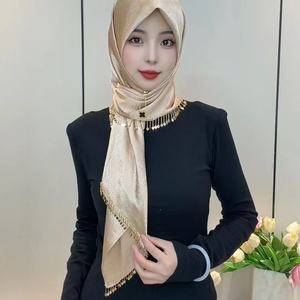 Nuevo Hiyab Cuadrado con Cadena y Pedrería Hecho a Mano para Mujeres Musulmanas, <span class=keywords><strong>Pañuelo</strong></span> de Cristal Estilo Arabia Saudita y Dubái, <span class=keywords><strong>Pañuelo</strong></span> Islámico para la <span class=keywords><strong>Cabeza</strong></span> - Product Image 1