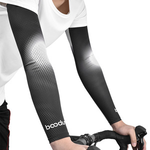 Manchons de cyclisme Boddu noirs dégradés anti-UV unisexes pour sports de plein air - Product Image 1