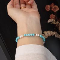 Bracelet superposé de style bohème avec pierres naturelles rouges géométriques et perles d'eau douce, idéal comme cadeau