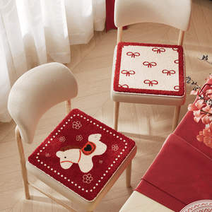 Coussin de siège en peluche rouge en forme de poney, design animalier mignon, antidérapant, pour chaise de bureau, chaise de salle à manger pour étudiants - Product Image 4