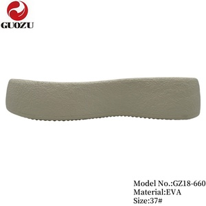 Bottes pour femmes Semelle plate épaisse Semelle extérieure légère en EVA Semelles augmentant la hauteur Chaussures décontractées Conception inspirée du gâteau éponge - Product Image 3