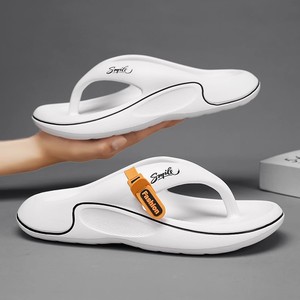 Claquettes unisexes légères et respirantes en EVA, confortables et ergonomiques, pour l'intérieur et l'extérieur, style estival, à enfiler - Product Image 1